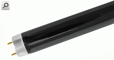 Tubo fluor  20W NEGRA BLB             d26 G13